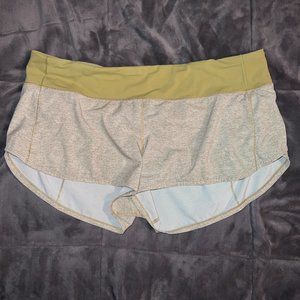 Lululemon Speed Up Size 12 2.5"
